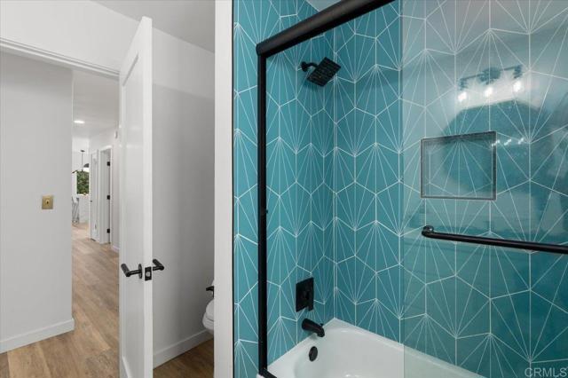 Detail Gallery Image 19 of 40 For 725 Cathy Ln, Cardiff By The Sea,  CA 92007 - 4 Beds | 2/1 Baths