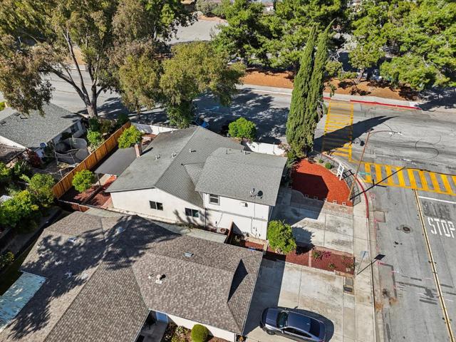 1720 Pine Hollow Circle, San Jose CA: https://media.crmls.org/mediaz/ce7b42cd-e1eb-4208-988d-1fc96444a0f2.jpg