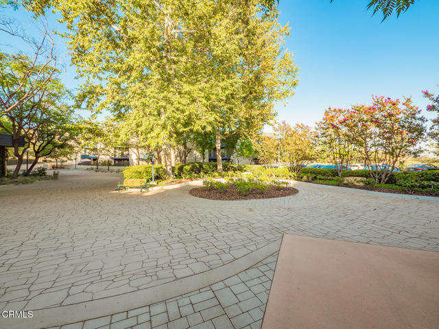 Detail Gallery Image 33 of 39 For 4499 via Marisol #217,  Los Angeles,  CA 90042 - 2 Beds | 2 Baths
