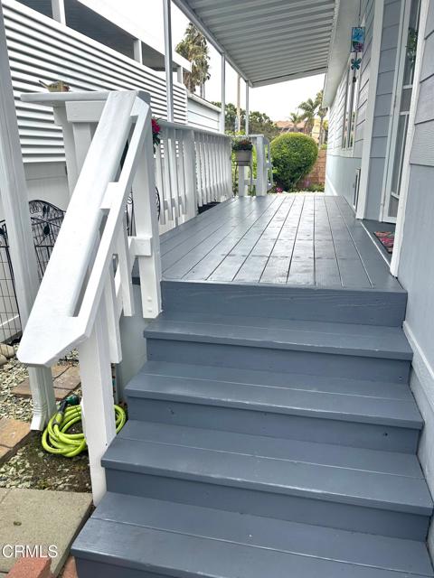 1215 Anchors Way, Ventura CA: https://media.crmls.org/mediaz/ce7c2392-e7a6-475e-b763-02f7dd1941f2.jpg