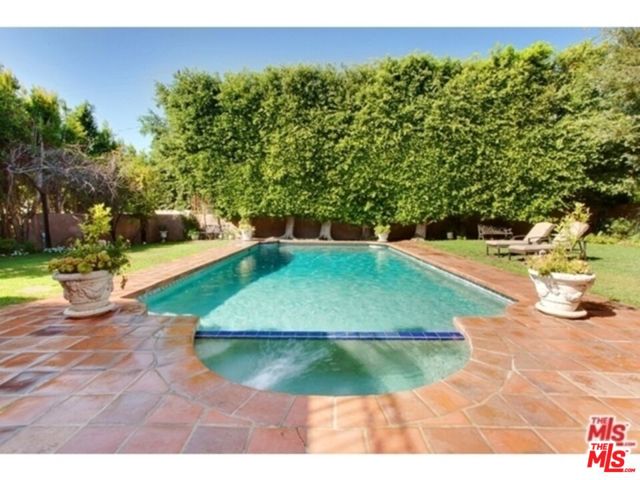 725 North FOOTHILL Road photo 35
