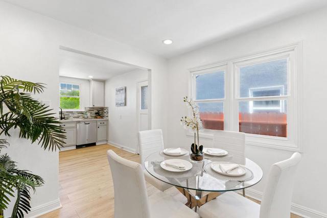 1032 Toyon Drive, Burlingame CA: https://media.crmls.org/mediaz/ce7c44f4-1f7f-4fbd-9b70-5e1e3dcc344d.jpg