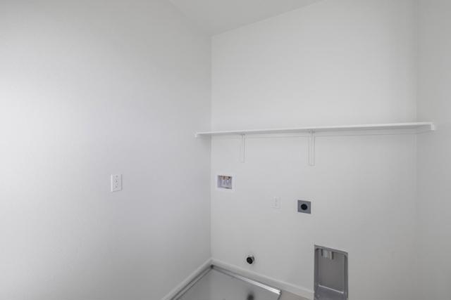 2130 Gladiola Drive, Hollister CA: https://media.crmls.org/mediaz/ce7c6d41-fbb0-4967-8f0a-6b506e6e2081.jpg