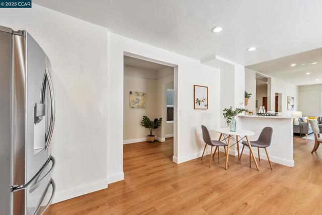 941 45Th St, Oakland CA: https://media.crmls.org/mediaz/ce7c72c9-c1cc-4e03-8970-be18356a43bc.jpg