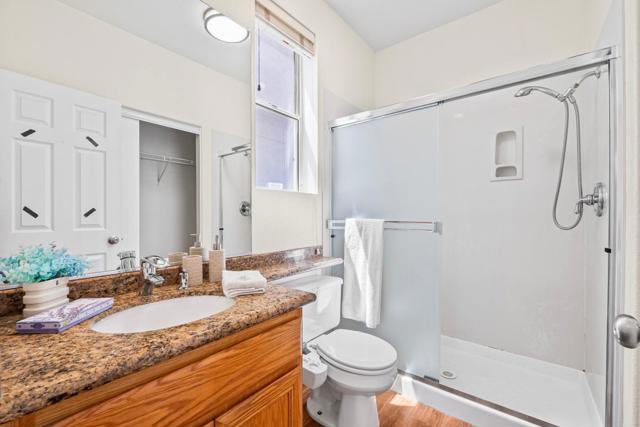 336 Arrowhead Way, Hayward CA: https://media.crmls.org/mediaz/ce7cb443-69b2-48c0-a3e6-be70b9a3ee37.jpg