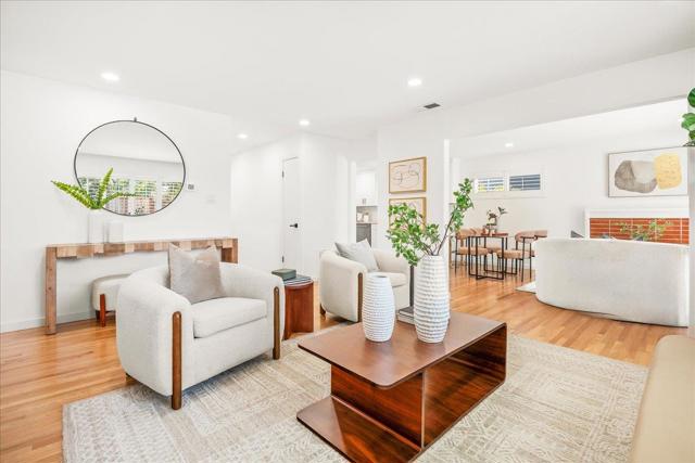 4148 Lemoyne Way, Campbell CA: https://media.crmls.org/mediaz/ce7cba9d-fb5e-4d20-a74c-461728c54399.jpg