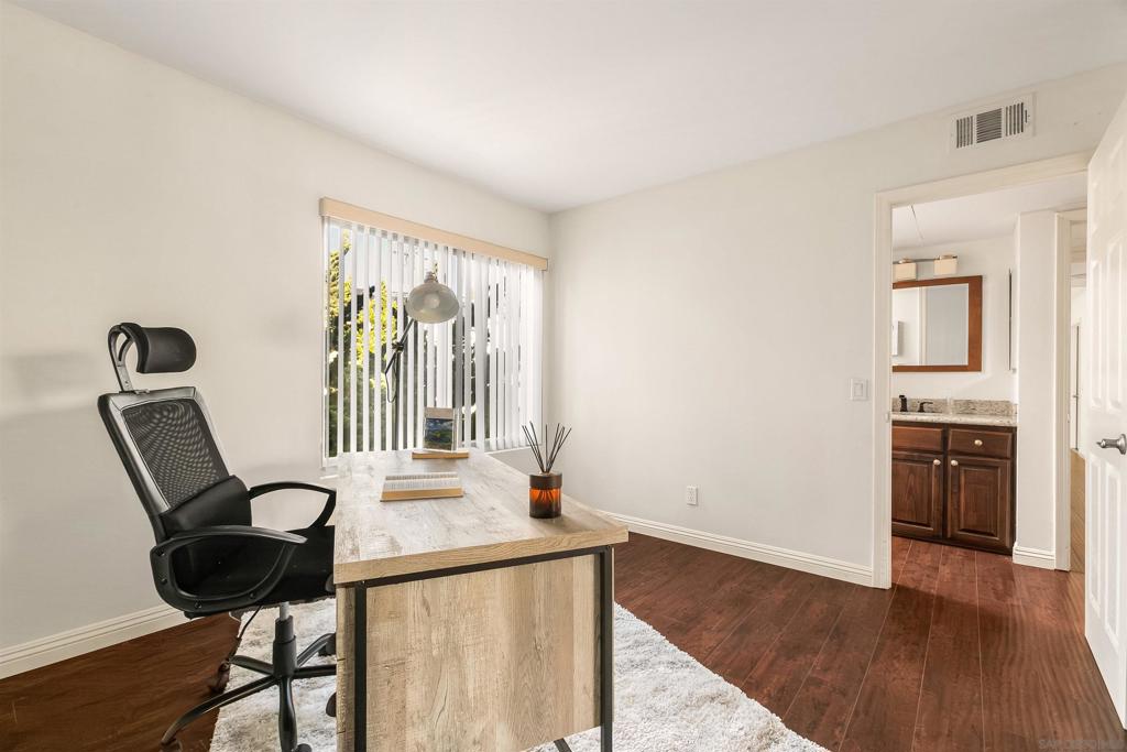 3825 Centre - photo 15