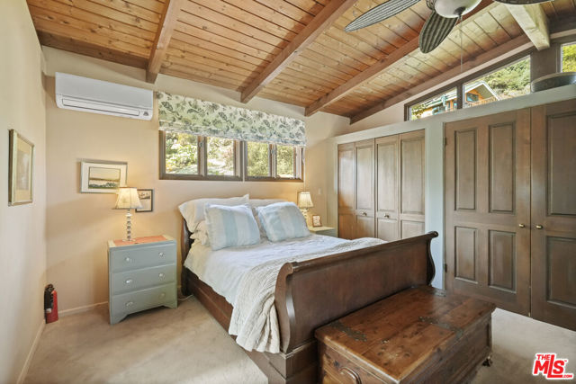 809 Basin Drive, Topanga CA: https://media.crmls.org/mediaz/ce7d4bde-fafb-42eb-b69b-bb58e6f896ff.jpg