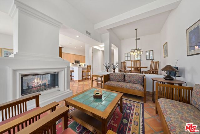 57766 Interlachen, La Quinta CA: https://media.crmls.org/mediaz/ce7d50f0-81d6-44ae-96ee-c2865cbae29f.jpg
