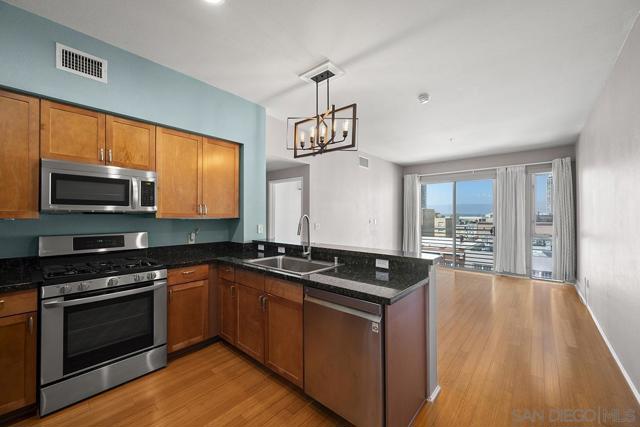Details for 445 Island Avenue  614, San Diego, CA 92101