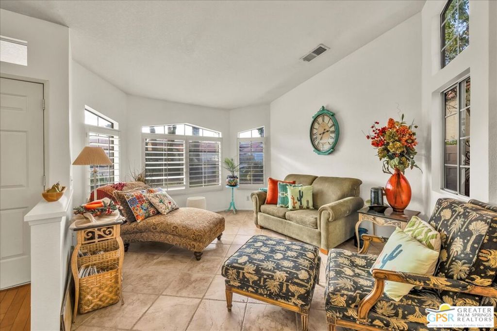 MLS #25621275PS image #24