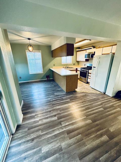 5822 E 16th Street, Oakland CA: https://media.crmls.org/mediaz/ce7f42c1-b08a-4dc0-8583-644661179a85.jpg