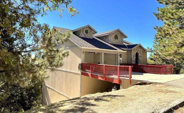 Details for 30191 Enchanted Way, Running Springs, CA 92382