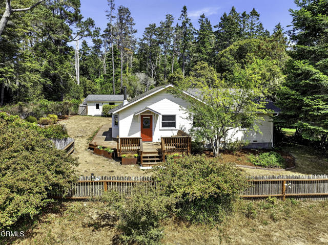 Detail Gallery Image 35 of 39 For 10392 Hills Rd, Mendocino,  CA 95460 - 2 Beds | 1 Baths