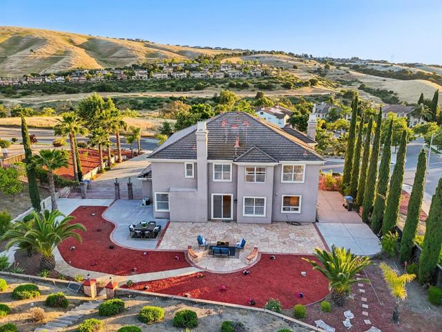 4715 Whitetail Lane, San Jose CA: https://media.crmls.org/mediaz/ce7fe934-eb05-4013-8808-deb6b589144c.jpg