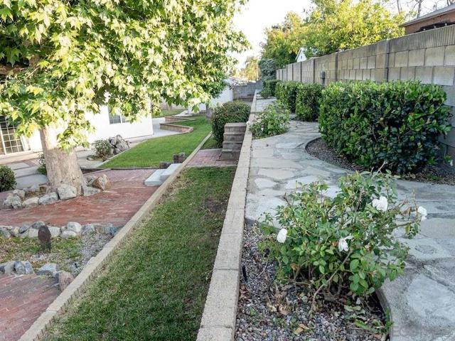 1626 S Boulder Ave, Ontario CA: https://media.crmls.org/mediaz/ce80195d-5983-49b0-bf7a-d0abfe081fcd.jpg