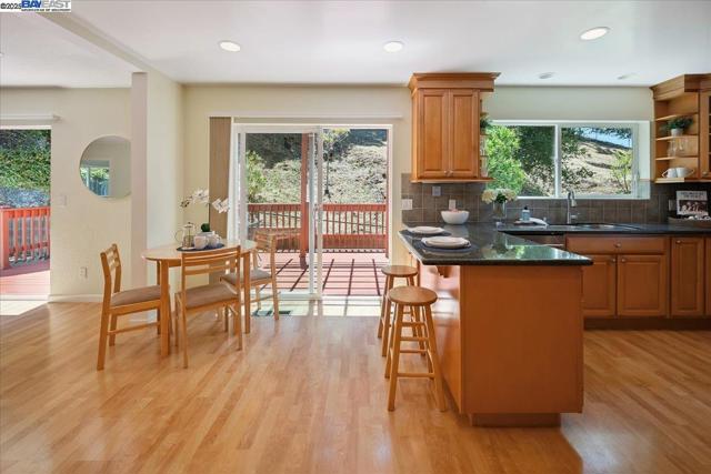 3457 Hackamore Dr, Hayward CA: https://media.crmls.org/mediaz/ce80c20c-d685-4873-99f3-5f00a195da8b.jpg
