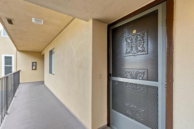 1701 San Carlos Avenue, San Carlos CA: https://media.crmls.org/mediaz/ce84d23e-0aad-4164-ace7-8b5e8e86df80.jpg