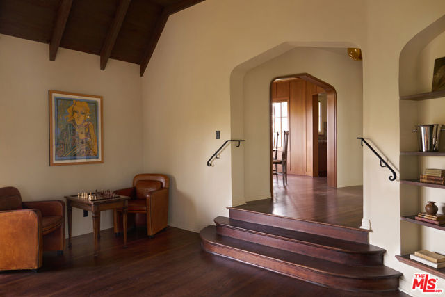 Image 4 of 35 For 1960 Escarpa Drive