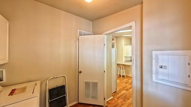 234 Lei Drive, Palm Springs CA: https://media.crmls.org/mediaz/ce8688ac-5fb8-406c-a666-61316dcbe57e.jpg