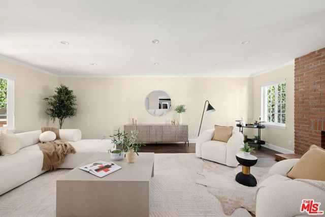 22910 Collins Street, Woodland Hills CA: https://media.crmls.org/mediaz/ce87ca1c-3bfd-43fd-8513-268705dea51d.jpg
