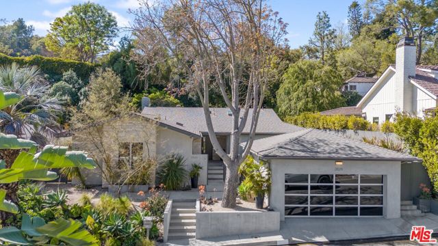 2829 Westbrook Avenue, Los Angeles CA: https://media.crmls.org/mediaz/ce8884c1-673b-410e-aab5-642cc14894b5.jpg