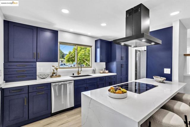 4369 Nelson DR, Richmond CA: https://media.crmls.org/mediaz/ce891160-9ac2-4588-8b69-01f9930ab44f.jpg