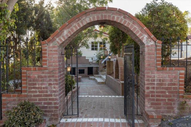748 Old Oak Ridge, San Marcos CA: https://media.crmls.org/mediaz/ce8955c0-5ca6-4dc5-a702-5335fa8cfed9.jpg