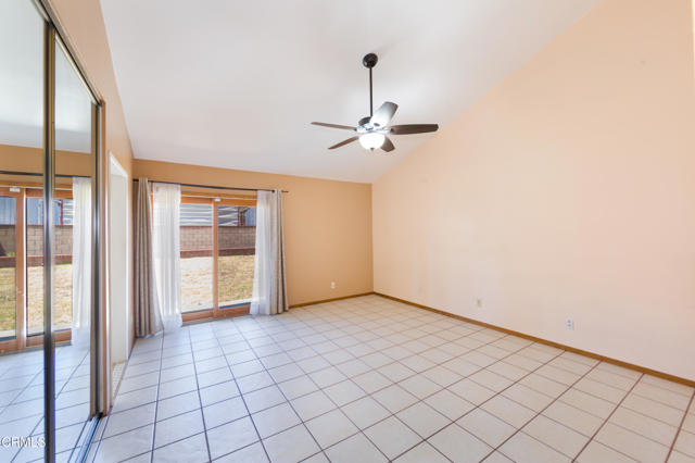 13716 Herrick Avenue, Sylmar CA: https://media.crmls.org/mediaz/ce895c3b-5d14-4a89-bc37-5b40200ca3a3.jpg