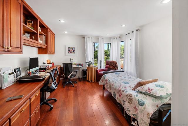 13414 Calle Colina, Poway CA: https://media.crmls.org/mediaz/ce89c78f-6244-4267-9bde-2731a39f823a.jpg