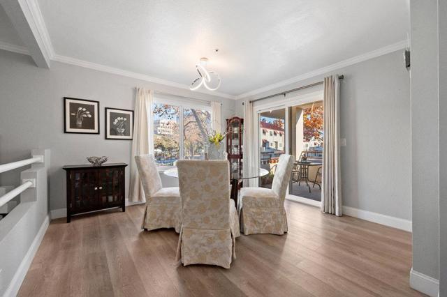 104 E Court Lane, Foster City CA: https://media.crmls.org/mediaz/ce8aa0f7-43de-49b9-8643-8204946b6fa7.jpg