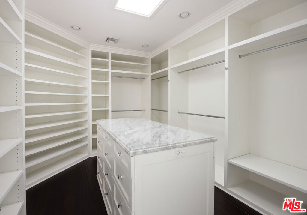 MLS #26873947 image #21