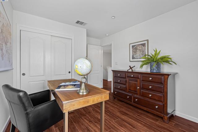 6268 Byron Ln, San Ramon CA: https://media.crmls.org/mediaz/ce8dc49d-fc22-4b68-b861-1ccf2c2fbb26.jpg