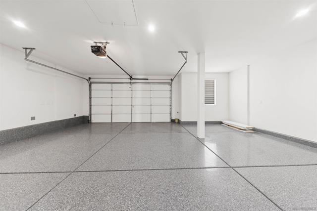 6749 Solterra Vista Pkwy, San Diego CA: https://media.crmls.org/mediaz/ce8e9eb8-b7fa-410c-8f57-1d51995ff190.jpg