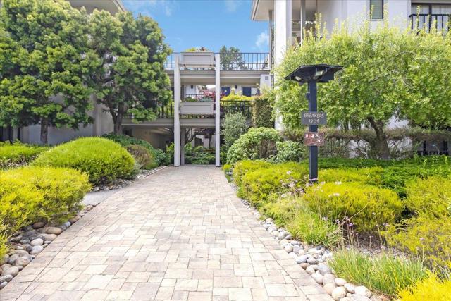 32 Ocean Pines Lane, Pebble Beach CA: https://media.crmls.org/mediaz/ce8f587f-3152-44c2-bd14-bd574672965d.jpg