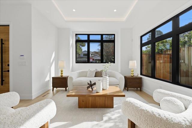 852 La Para Avenue, Palo Alto CA: https://media.crmls.org/mediaz/ce8f8a1f-cc0f-4f48-bfc5-c4a29bd7493e.jpg