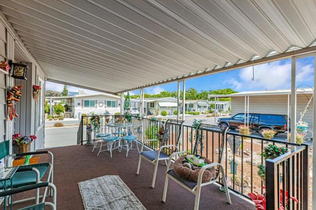 275 Burnett Avenue, Morgan Hill CA: https://media.crmls.org/mediaz/ce8fa6f4-2196-46b1-b098-68fe42b687f2.jpg