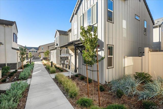 39532 Tannat Drive, Temecula CA: https://media.crmls.org/mediaz/ce8ff2bf-73a1-4ca8-aa3d-91b874e53817.jpg