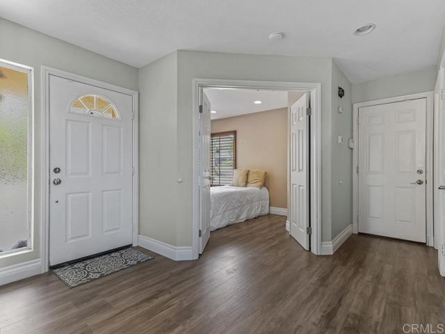 1216 Woodview Drive, Oceanside CA: https://media.crmls.org/mediaz/ce9020c9-74ae-4055-8805-77e822afe515.jpg