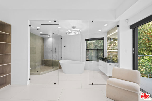 7141 Woodrow Wilson Drive, Los Angeles CA: https://media.crmls.org/mediaz/ce90da40-0e95-4914-89dd-c0fcdfd336d9.jpg