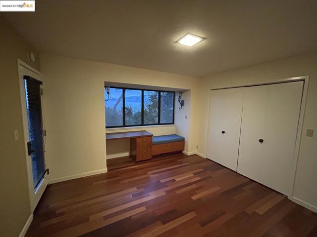 371 Montair DR, Danville CA: https://media.crmls.org/mediaz/ce91936e-93f3-43bb-8099-e228b8e7da09.jpg