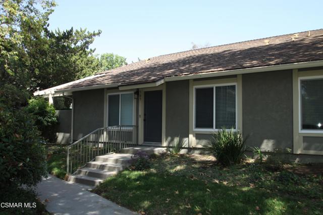 565 Serento Circle, Thousand Oaks CA: https://media.crmls.org/mediaz/ce92fa14-94b4-4941-b871-e0243138900f.jpg