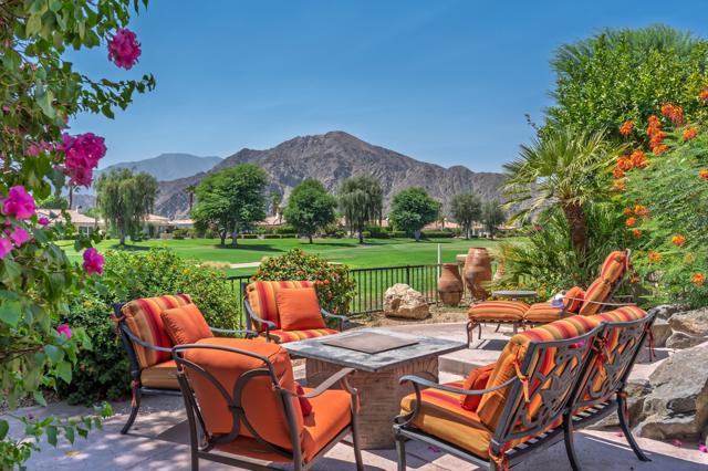 79885 Liga, La Quinta CA: https://media.crmls.org/mediaz/ce93192e-ad0f-4640-a87c-eb1e80e9b186.jpg