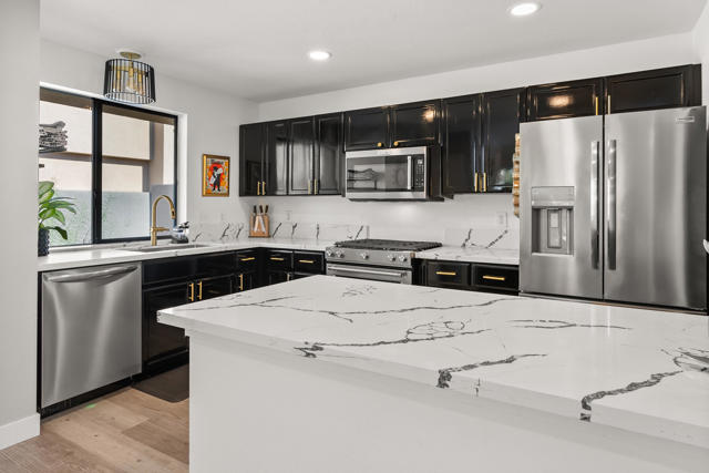 100 E Stevens Road, Palm Springs CA: https://media.crmls.org/mediaz/ce934d88-3dc0-4b94-b714-bf090f03320b.jpg