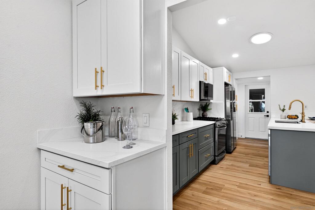 2546 Marathon Dr - photo 12