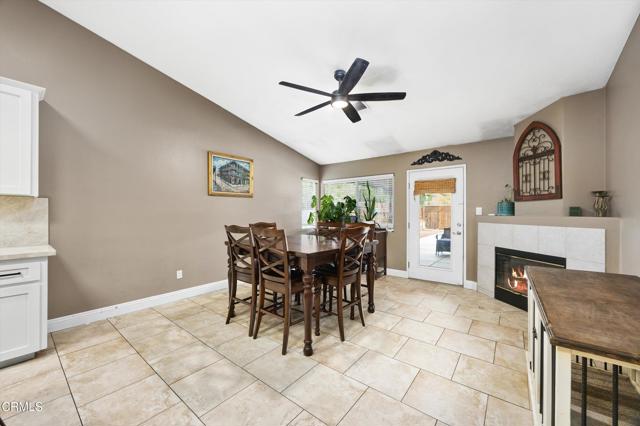 Detail Gallery Image 11 of 32 For 12302 Adirondack Ave, Bakersfield,  CA 93312 - 4 Beds | 2 Baths