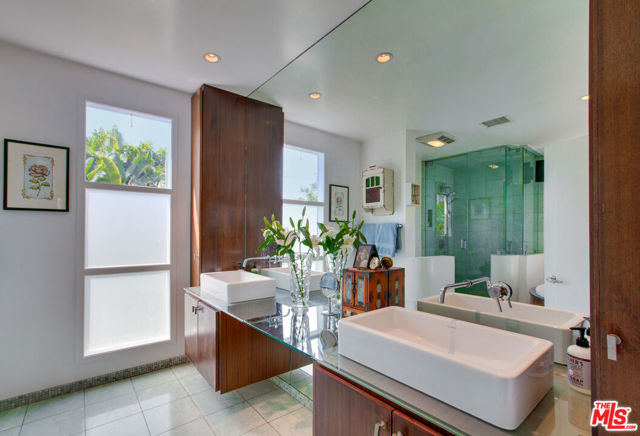 12521 Westminster Avenue, Los Angeles CA: https://media.crmls.org/mediaz/ce9601b4-2f01-4c28-b773-d34ebf85d642.jpg