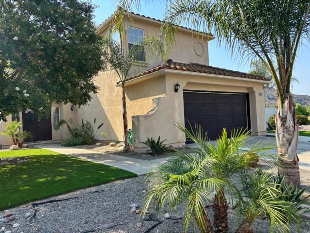 2476 Fallbrook Pl, Escondido CA: https://media.crmls.org/mediaz/ce9610e1-401d-4292-990f-9503f790e9e5.jpg