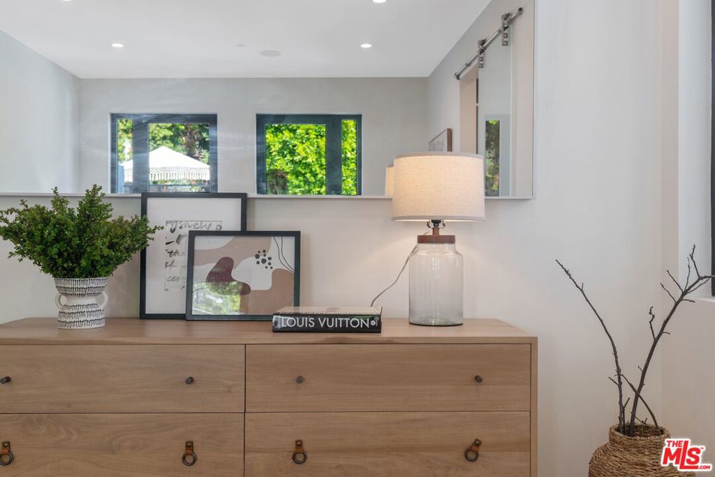 3768 Berry DriveStudio City img 39