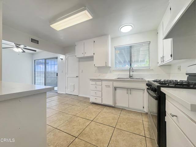 Detail Gallery Image 6 of 25 For 1203 W Avenue H8, Lancaster,  CA 93534 - 4 Beds | 2 Baths